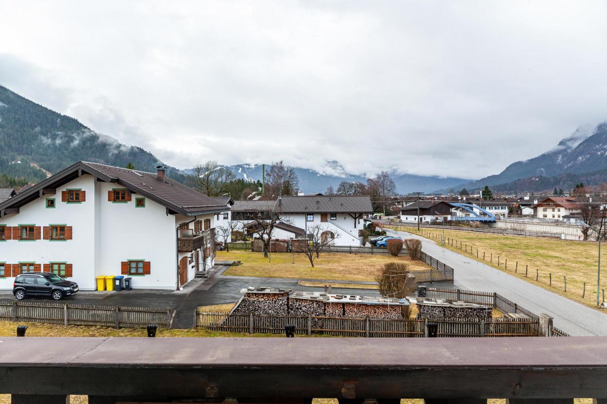 Ferienwohnung Zugspitzblick Farchant Esterno foto